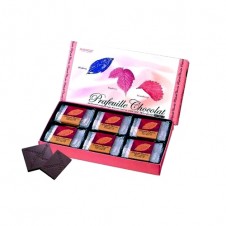Berry Cube by Royce Chocolate